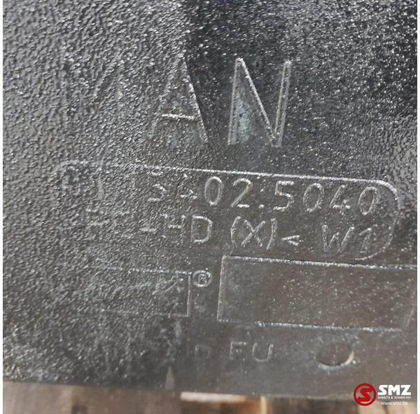 MAN Occ AdBluetank 35L + AdBlueniveausensor MAN - نظام الوقود - شاحنة: صور 5 MAN Occ AdBluetank 35L + AdBlueniveausensor MAN - نظام الوقود - شاحنة: صور 5