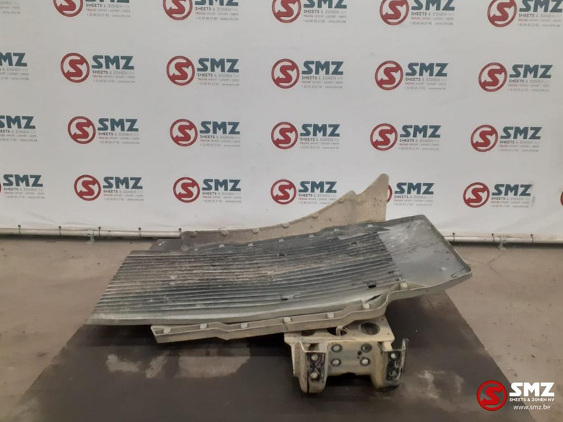 MAN Occ spatbord vooraan rechts + spatbordhouder MAN - هيكل السيارة الخارجية - شاحنة: صور 3 MAN Occ spatbord vooraan rechts + spatbordhouder MAN - هيكل السيارة الخارجية - شاحنة: صور 3