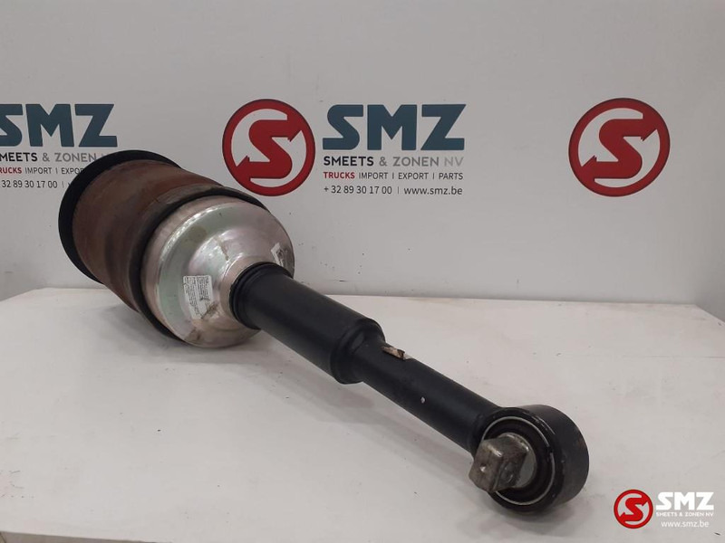 MAN Occ voorste schokdemper met luchtkussen MAN - امتصاص الصدمات - شاحنة: صور 2 MAN Occ voorste schokdemper met luchtkussen MAN - امتصاص الصدمات - شاحنة: صور 2