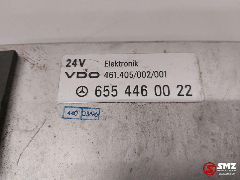 Mercedes-Benz Occ ABS control unit VDO 24V Mercedes - كتلة التحكم - شاحنة: صور 3 Mercedes-Benz Occ ABS control unit VDO 24V Mercedes - كتلة التحكم - شاحنة: صور 3