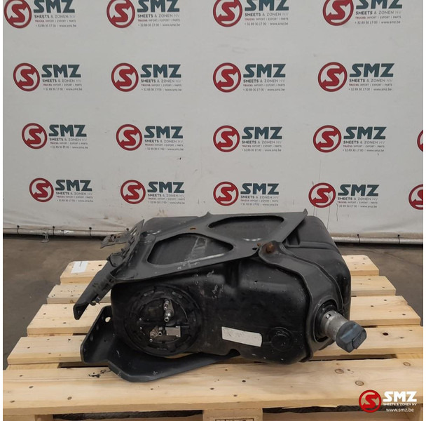 Mercedes-Benz Occ AdBluetank 60L + AdBlueniveausensor Mercedes - نظام الوقود - شاحنة: صور 1 Mercedes-Benz Occ AdBluetank 60L + AdBlueniveausensor Mercedes - نظام الوقود - شاحنة: صور 1