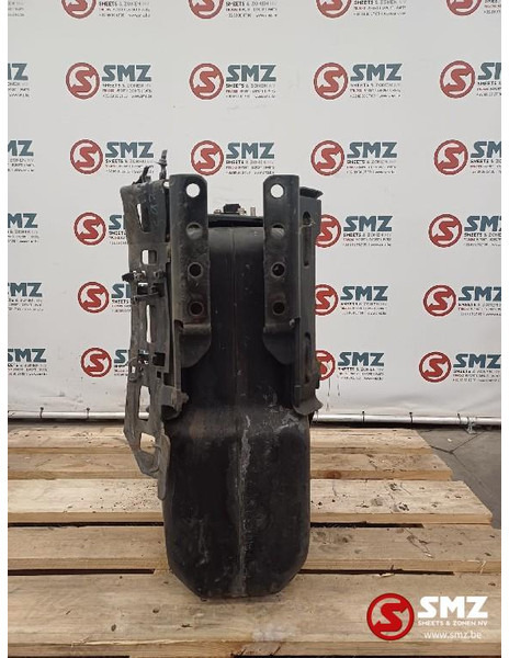 Mercedes-Benz Occ AdBluetank Mercedes - نظام الوقود - شاحنة: صور 4 Mercedes-Benz Occ AdBluetank Mercedes - نظام الوقود - شاحنة: صور 4