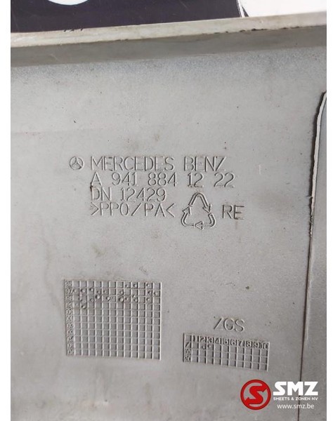 Mercedes-Benz Occ Windgeleider rechts Actros mp1 - الديناميكا الهوائية / المفسدين - شاحنة: صور 3 Mercedes-Benz Occ Windgeleider rechts Actros mp1 - الديناميكا الهوائية / المفسدين - شاحنة: صور 3