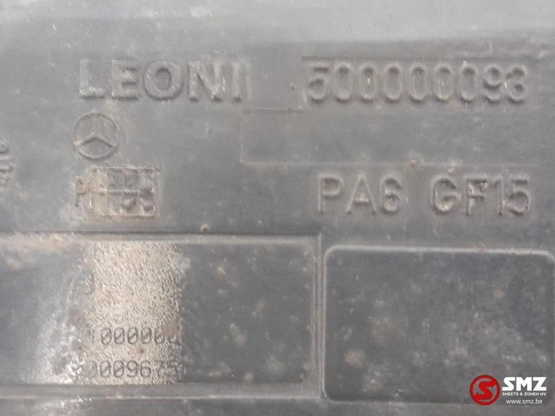 Mercedes-Benz Occ Zekeringskast Mercedes - النظام الكهربائي - شاحنة: صور 5 Mercedes-Benz Occ Zekeringskast Mercedes - النظام الكهربائي - شاحنة: صور 5