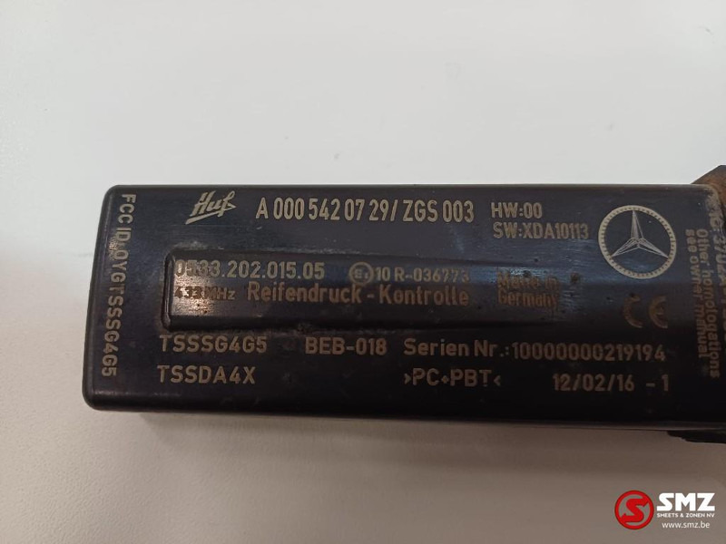 Mercedes-Benz Occ bandenspanningsensor Mercedes - مِکشاف - شاحنة: صور 3 Mercedes-Benz Occ bandenspanningsensor Mercedes - مِکشاف - شاحنة: صور 3