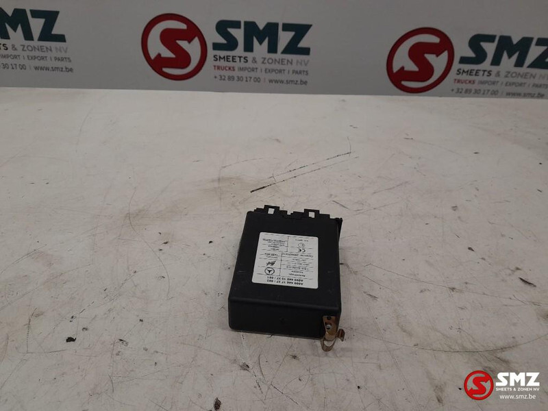Mercedes-Benz Occ besturingseenheid Mercedes Actros MP4 A0004461 - كتلة التحكم - شاحنة: صور 2 Mercedes-Benz Occ besturingseenheid Mercedes Actros MP4 A0004461 - كتلة التحكم - شاحنة: صور 2