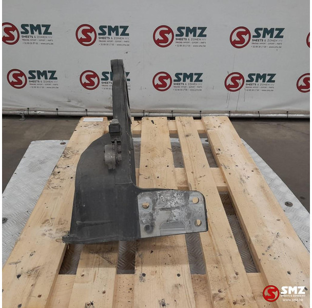 Mercedes-Benz Occ bladveerbeugel vooras links Mercedes - الإطار / الشاسيه - شاحنة: صور 3 Mercedes-Benz Occ bladveerbeugel vooras links Mercedes - الإطار / الشاسيه - شاحنة: صور 3