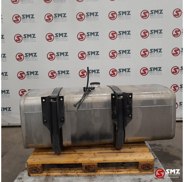 Mercedes-Benz Occ brandstoftank 500L + brandstofniveausensor + s - خزان وقود - شاحنة: صور 2 Mercedes-Benz Occ brandstoftank 500L + brandstofniveausensor + s - خزان وقود - شاحنة: صور 2