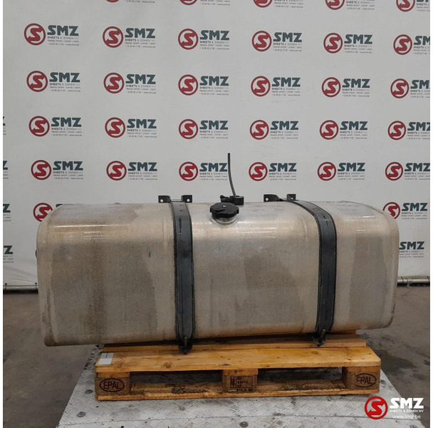 Mercedes-Benz Occ brandstoftank 500L + brandstofniveausensor + s - خزان وقود - شاحنة: صور 1 Mercedes-Benz Occ brandstoftank 500L + brandstofniveausensor + s - خزان وقود - شاحنة: صور 1