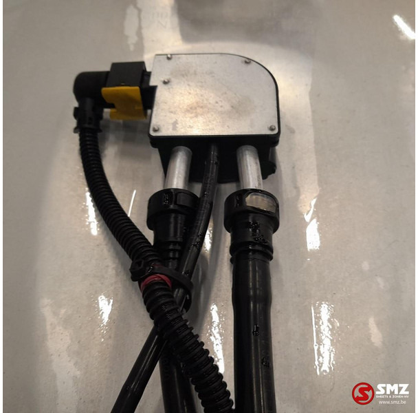 خزان وقود - شاحنة Mercedes-Benz Occ brandstoftank 630L + brandstofniveausensor Mer: صور 6 خزان وقود - شاحنة Mercedes-Benz Occ brandstoftank 630L + brandstofniveausensor Mer: صور 6