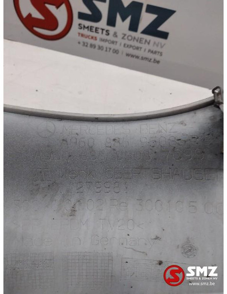 Mercedes-Benz Occ bumperspoiler rechts Mercedes Actros MP4 A9608 - الديناميكا الهوائية / المفسدين - شاحنة: صور 3 Mercedes-Benz Occ bumperspoiler rechts Mercedes Actros MP4 A9608 - الديناميكا الهوائية / المفسدين - شاحنة: صور 3