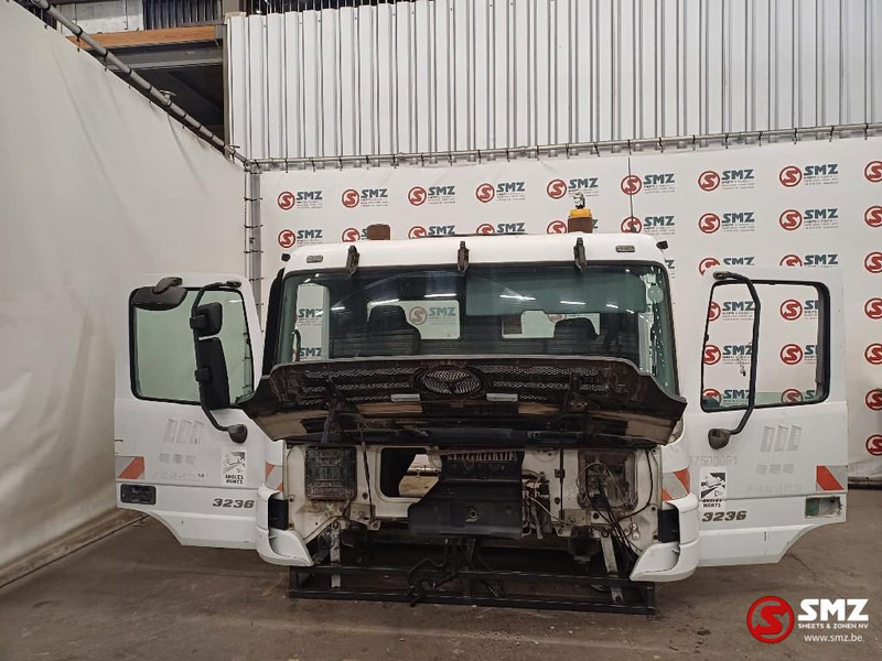 Mercedes-Benz Occ cabine compleet Mercedes Actros MP2 - الكابينة والداخلية - شاحنة: صور 2 Mercedes-Benz Occ cabine compleet Mercedes Actros MP2 - الكابينة والداخلية - شاحنة: صور 2