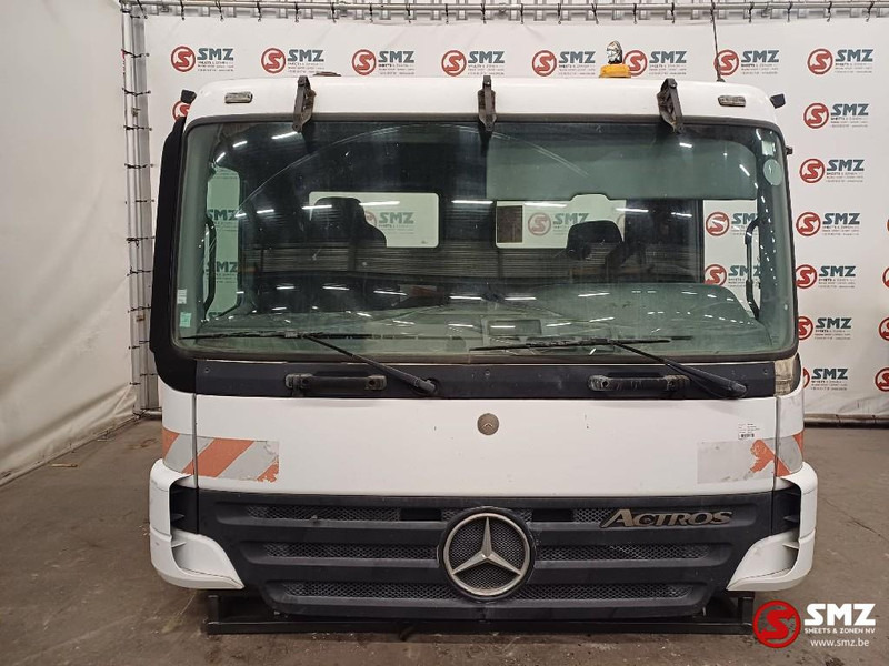 Mercedes-Benz Occ cabine compleet Mercedes Actros MP2 - الكابينة والداخلية - شاحنة: صور 1 Mercedes-Benz Occ cabine compleet Mercedes Actros MP2 - الكابينة والداخلية - شاحنة: صور 1