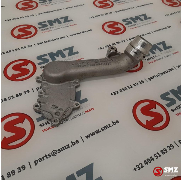 Mercedes-Benz Occ koelvloeistofinlaataansluiting waterpomp AMG C - المحرك و قطع الغيار - سيارة: صور 4 Mercedes-Benz Occ koelvloeistofinlaataansluiting waterpomp AMG C - المحرك و قطع الغيار - سيارة: صور 4