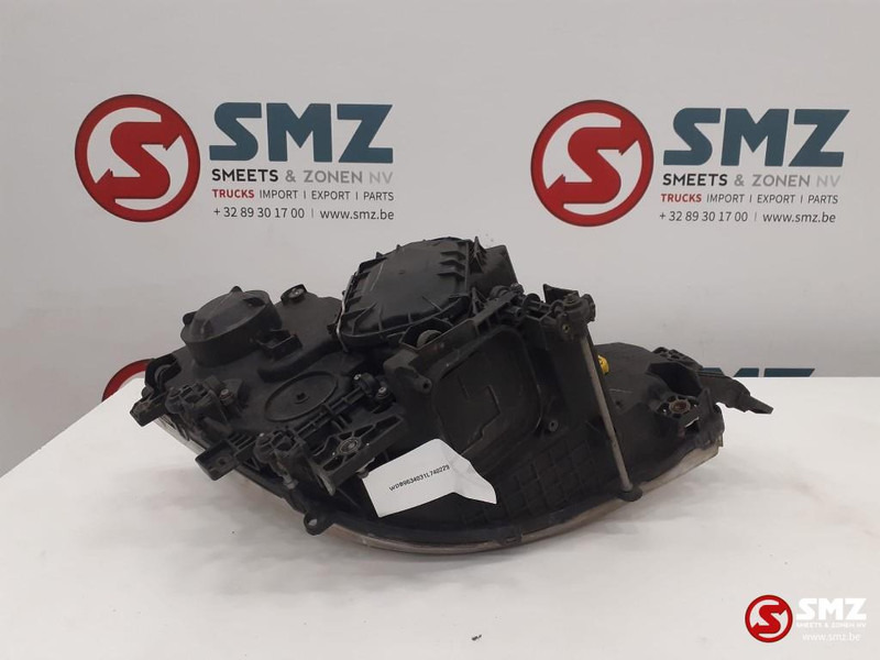 Mercedes-Benz Occ koplamp links Mercedes Actros MP4 - كشافات - شاحنة: صور 3 Mercedes-Benz Occ koplamp links Mercedes Actros MP4 - كشافات - شاحنة: صور 3