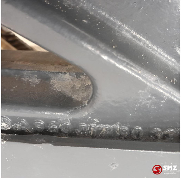 Mercedes-Benz Occ montagebeugels rechts Mercedes - الإطار / الشاسيه - شاحنة: صور 4 Mercedes-Benz Occ montagebeugels rechts Mercedes - الإطار / الشاسيه - شاحنة: صور 4