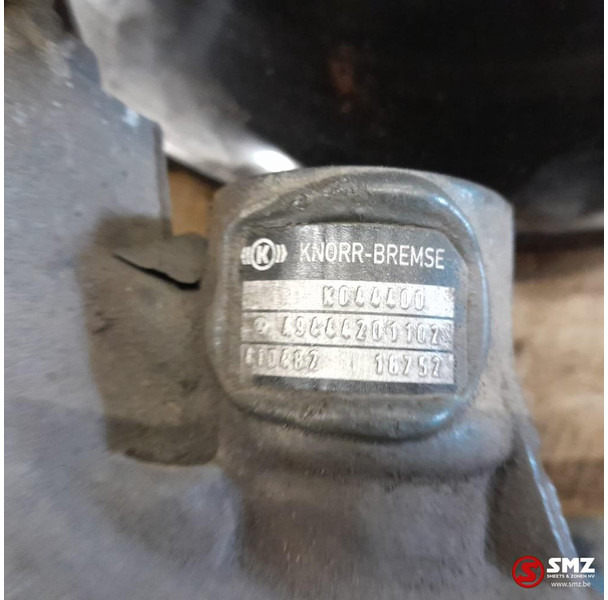 Mercedes-Benz Occ remklauw rechtsachter Mercedes - السرج - شاحنة: صور 5 Mercedes-Benz Occ remklauw rechtsachter Mercedes - السرج - شاحنة: صور 5