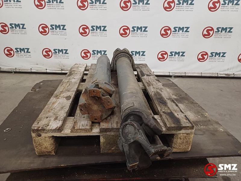 Mercedes-Benz Occ set cardanassen Mercedes - نصف رمح - شاحنة: صور 4 Mercedes-Benz Occ set cardanassen Mercedes - نصف رمح - شاحنة: صور 4