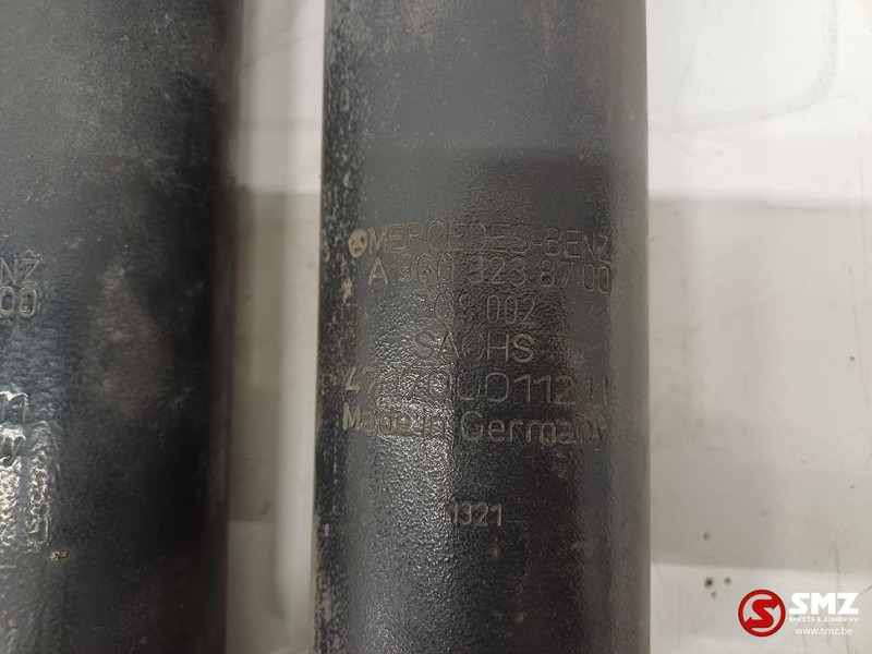 Mercedes-Benz Occ set schokdempers Mercedes - امتصاص الصدمات - شاحنة: صور 3 Mercedes-Benz Occ set schokdempers Mercedes - امتصاص الصدمات - شاحنة: صور 3