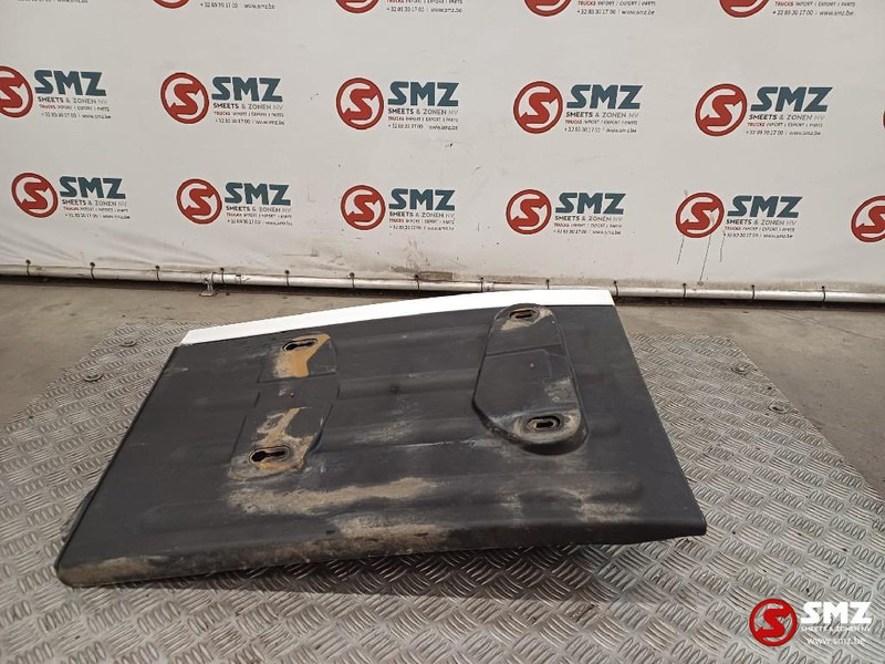 Mercedes-Benz Occ spatbord linksvooraan Mercedes - هيكل السيارة الخارجية - شاحنة: صور 2 Mercedes-Benz Occ spatbord linksvooraan Mercedes - هيكل السيارة الخارجية - شاحنة: صور 2