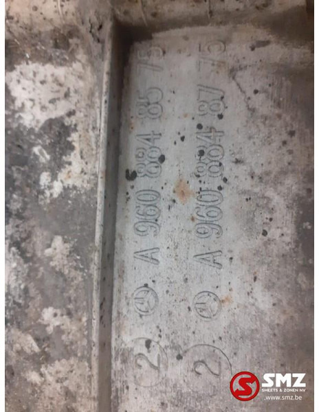 Mercedes-Benz Occ spatbordverlenging links Mercedes Actros MP4 - هيكل السيارة الخارجية - شاحنة: صور 2 Mercedes-Benz Occ spatbordverlenging links Mercedes Actros MP4 - هيكل السيارة الخارجية - شاحنة: صور 2