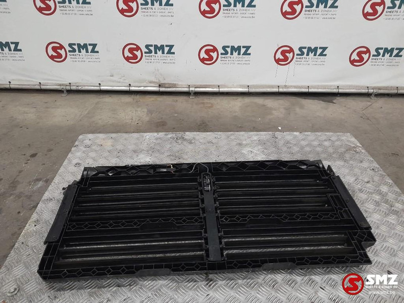 Mercedes-Benz Occ ventilatorkap Mercedes - نظام التبريد - شاحنة: صور 3 Mercedes-Benz Occ ventilatorkap Mercedes - نظام التبريد - شاحنة: صور 3
