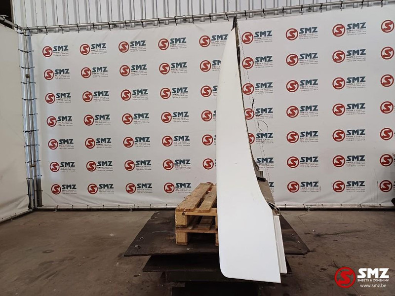 Renault Occ dakspoiler Renault - الديناميكا الهوائية / المفسدين - شاحنة: صور 3 Renault Occ dakspoiler Renault - الديناميكا الهوائية / المفسدين - شاحنة: صور 3