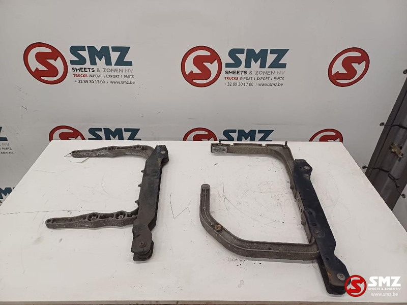 Renault Occ set side skirt steunen Renault - الإطار / الشاسيه - شاحنة: صور 4 Renault Occ set side skirt steunen Renault - الإطار / الشاسيه - شاحنة: صور 4