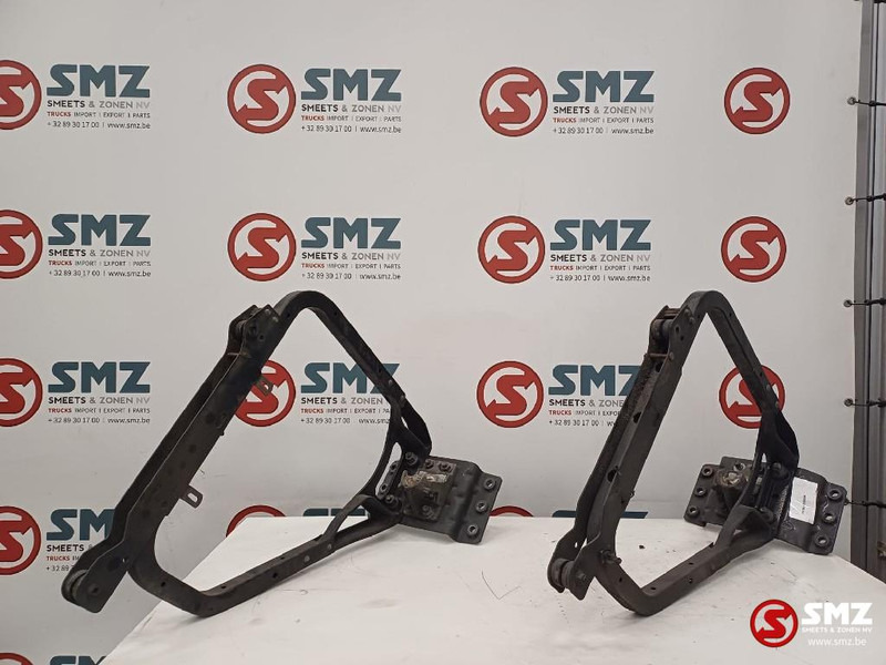 Renault Occ set side skirt steunen Renault - الإطار / الشاسيه - شاحنة: صور 2 Renault Occ set side skirt steunen Renault - الإطار / الشاسيه - شاحنة: صور 2