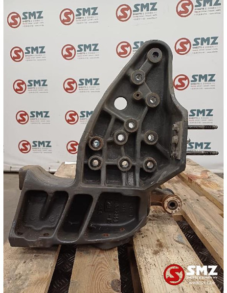 Renault Occ torsiestangmontagebeugel links Renault - الإطار / الشاسيه - شاحنة: صور 1 Renault Occ torsiestangmontagebeugel links Renault - الإطار / الشاسيه - شاحنة: صور 1