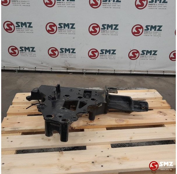 Renault Occ voorbumperbeugel links Renault - الإطار / الشاسيه - شاحنة: صور 2 Renault Occ voorbumperbeugel links Renault - الإطار / الشاسيه - شاحنة: صور 2