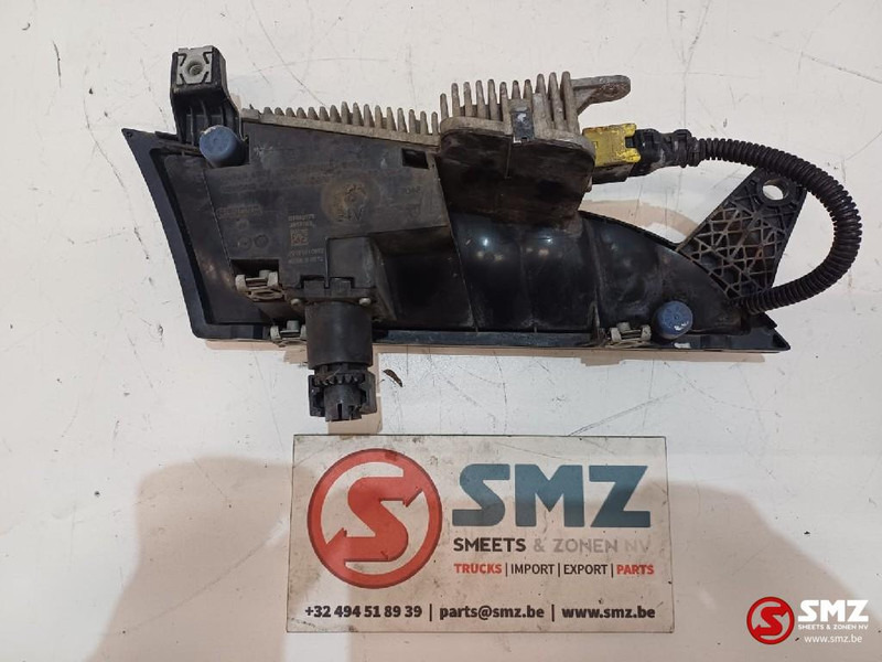 Scania Occ mistlicht links Scania - مصباح الضباب - شاحنة: صور 2 Scania Occ mistlicht links Scania - مصباح الضباب - شاحنة: صور 2
