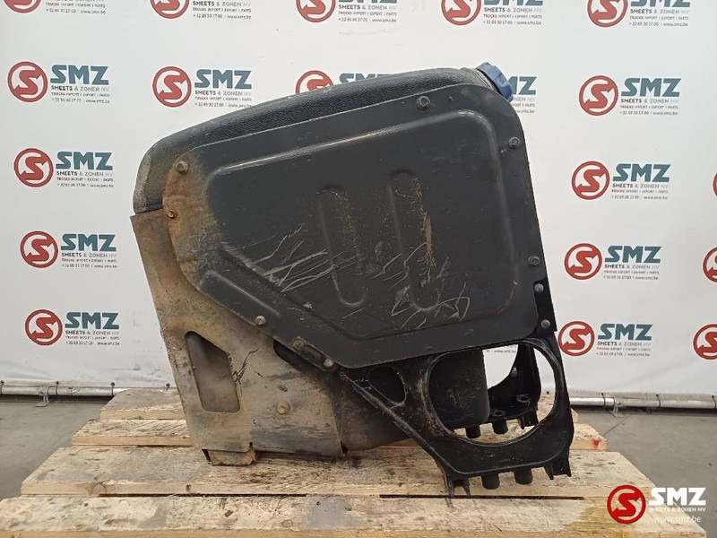 Volvo Occ AdBlue tank 60L Volvo - نظام الوقود - شاحنة: صور 3 Volvo Occ AdBlue tank 60L Volvo - نظام الوقود - شاحنة: صور 3