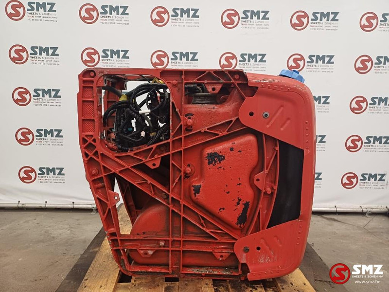 Volvo Occ AdBluetank + AdBluepomp Volvo - نظام الوقود - شاحنة: صور 1 Volvo Occ AdBluetank + AdBluepomp Volvo - نظام الوقود - شاحنة: صور 1