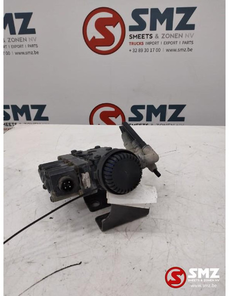 Volvo Occ ECAS regelventiel luchtvering Volvo FH 2051444 - قطع الغيار - شاحنة: صور 1 Volvo Occ ECAS regelventiel luchtvering Volvo FH 2051444 - قطع الغيار - شاحنة: صور 1