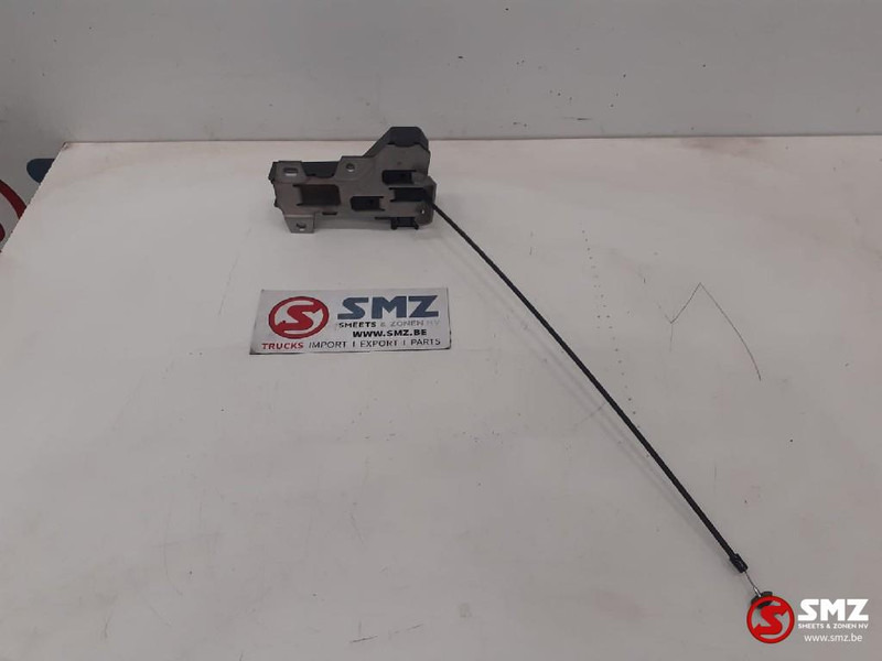 Volvo Occ grille slot Volvo - جلوپنجره - شاحنة: صور 4 Volvo Occ grille slot Volvo - جلوپنجره - شاحنة: صور 4