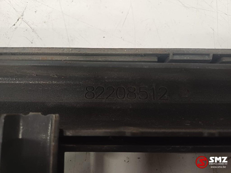 Volvo Occ radiatorgrille Volvo - جلوپنجره - شاحنة: صور 3 Volvo Occ radiatorgrille Volvo - جلوپنجره - شاحنة: صور 3