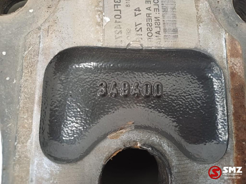 Volvo Occ schokdemperbeugel achteras linksonder Volvo - امتصاص الصدمات - شاحنة: صور 3 Volvo Occ schokdemperbeugel achteras linksonder Volvo - امتصاص الصدمات - شاحنة: صور 3