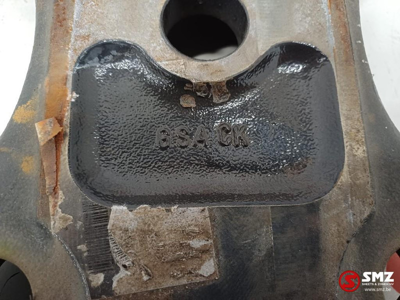 Volvo Occ schokdemperbeugel achteras rechtsonder Volvo - امتصاص الصدمات - شاحنة: صور 4 Volvo Occ schokdemperbeugel achteras rechtsonder Volvo - امتصاص الصدمات - شاحنة: صور 4