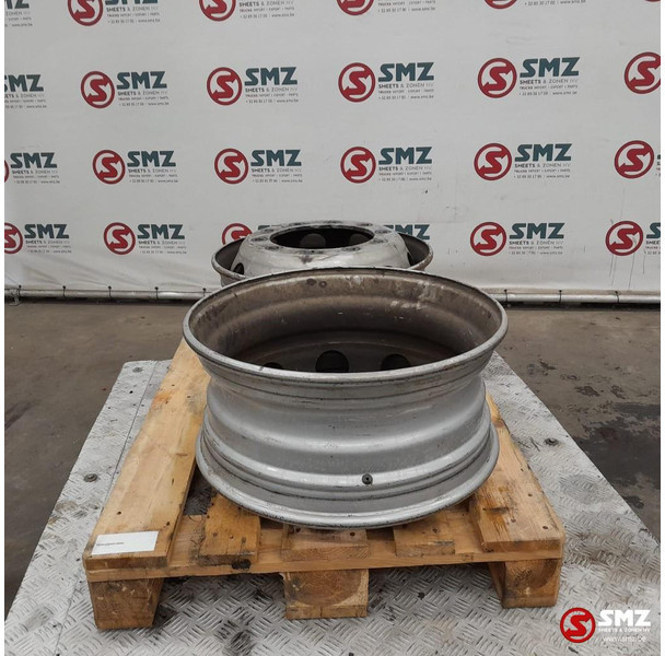 Volvo Occ set van 2 velgen 22.5x9.00 Volvo - الجنوط - شاحنة: صور 4 Volvo Occ set van 2 velgen 22.5x9.00 Volvo - الجنوط - شاحنة: صور 4