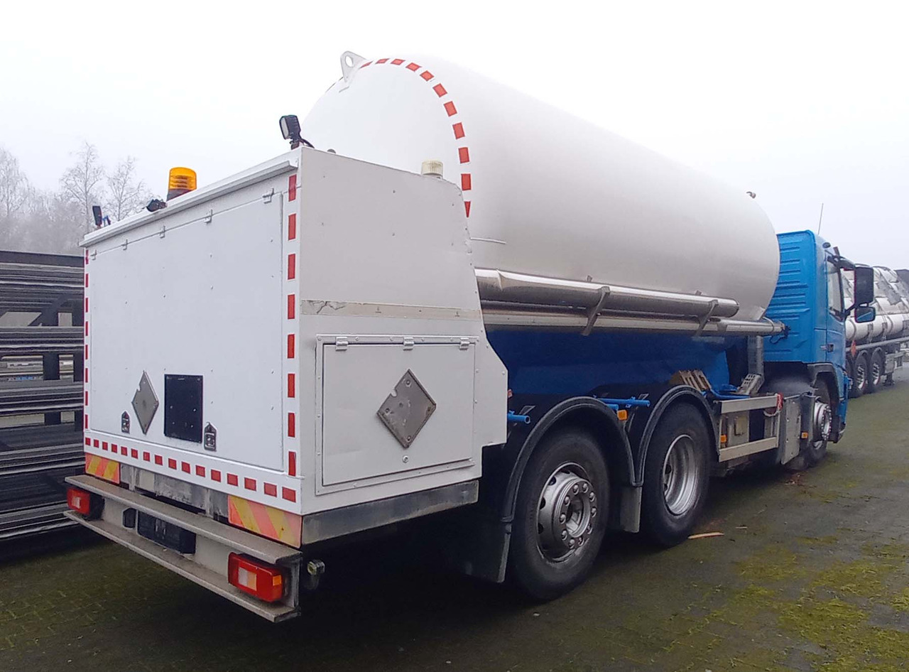 VOLVO Gas tank truck cryogenic used for oxygen, argon, nitrogen. - شاحنة صهريج: صور 4 VOLVO Gas tank truck cryogenic used for oxygen, argon, nitrogen. - شاحنة صهريج: صور 4