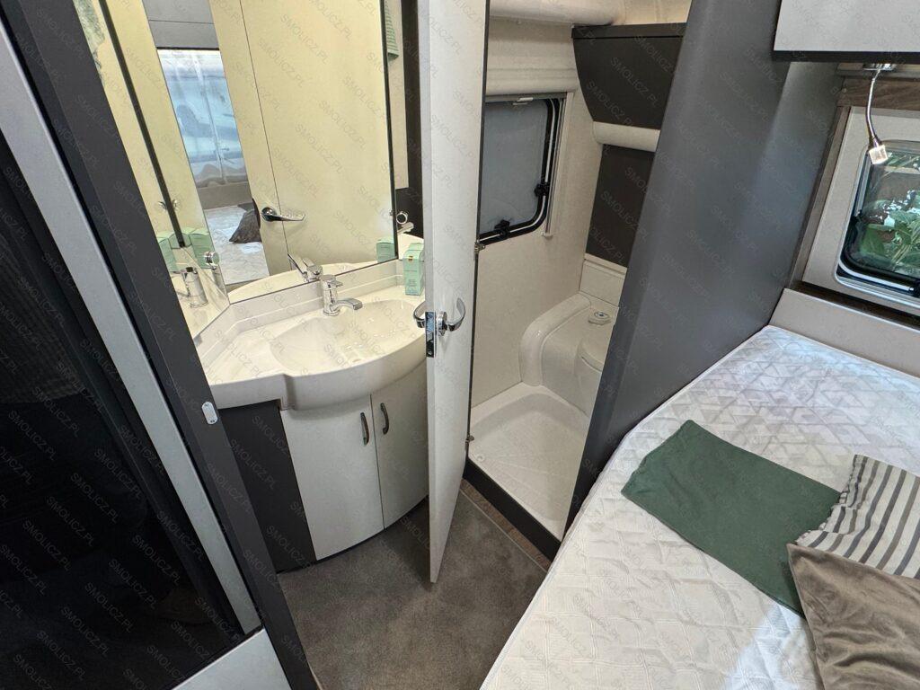 EXCELLENT EDITION 460 UFe - كرفان سحب: صور 5 EXCELLENT EDITION 460 UFe - كرفان سحب: صور 5