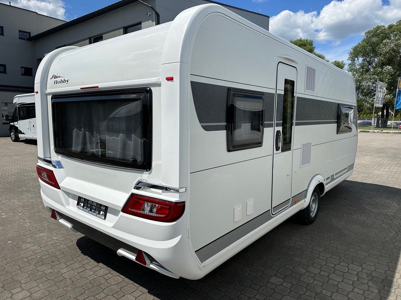 Hobby 560 UL Prestige 2023 - كرفان سحب: صور 4 Hobby 560 UL Prestige 2023 - كرفان سحب: صور 4
