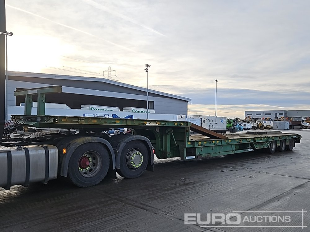2003 SM TRAILERS Tri Axle Extendable Stepframe Low Loader Trailer, Neck Ramps, Wheel Wells, Steel Ramps - عربة مسطحة منخفضة نصف مقطورة: صور 1 2003 SM TRAILERS Tri Axle Extendable Stepframe Low Loader Trailer, Neck Ramps, Wheel Wells, Steel Ramps - عربة مسطحة منخفضة نصف مقطورة: صور 1