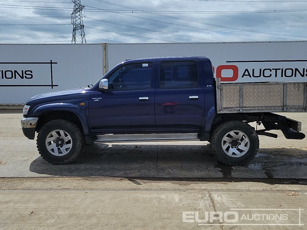 2003 Toyota Hilux - شاحنة البيك أب: صور 2 2003 Toyota Hilux - شاحنة البيك أب: صور 2