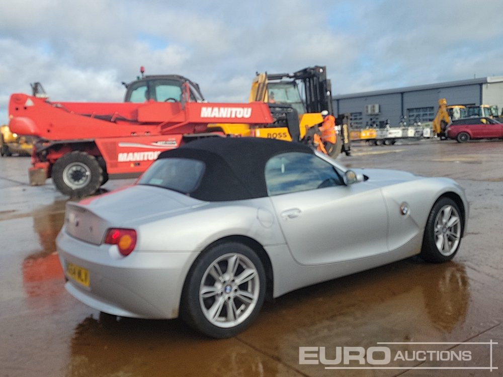 2004 BMW Z4 - سيارة: صور 5 2004 BMW Z4 - سيارة: صور 5
