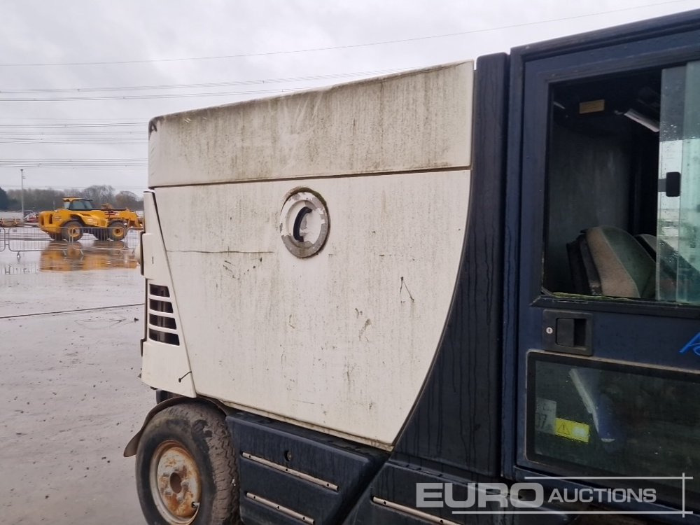 سياره كنس شوارع 2005 Mathieu Yno Azura2: صور 22 سياره كنس شوارع 2005 Mathieu Yno Azura2: صور 22