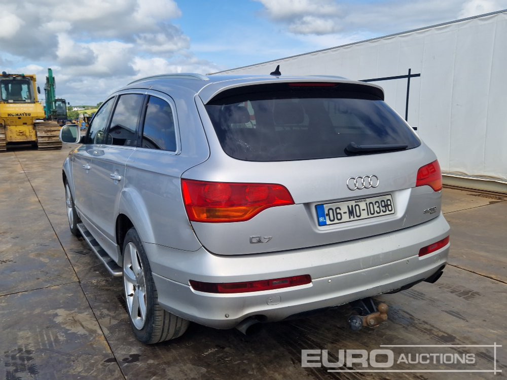 2006 Audi Q7 - سيارة دفع رباعي: صور 3 2006 Audi Q7 - سيارة دفع رباعي: صور 3