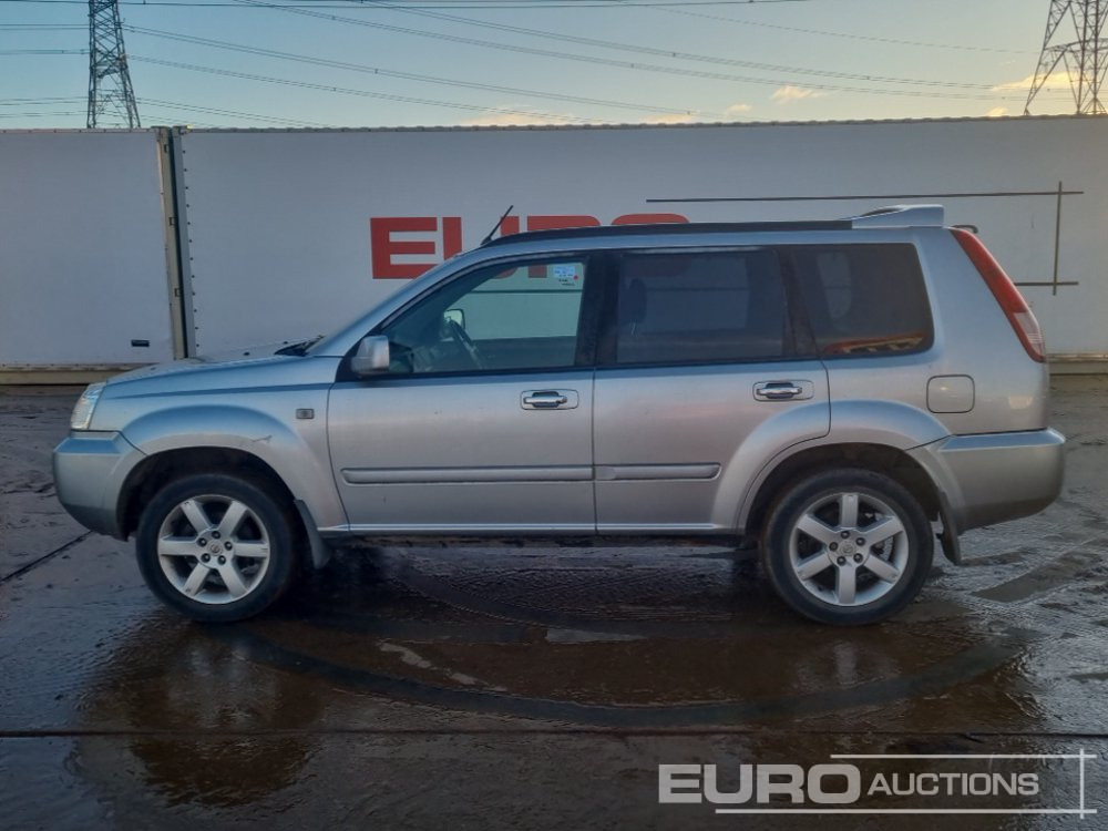 2006 Nissan X-Trail - سيارة دفع رباعي: صور 2 2006 Nissan X-Trail - سيارة دفع رباعي: صور 2