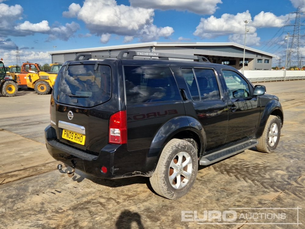 2009 Nissan Pathfinder - سيارة دفع رباعي: صور 5 2009 Nissan Pathfinder - سيارة دفع رباعي: صور 5